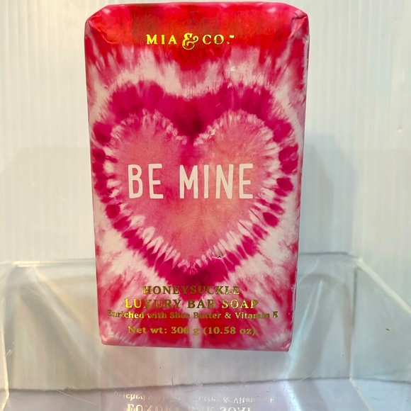 NWT Mia & Co Valentine 💘 Honeysuckle Luxury Bar Soap Shea Butter Large 10.58 Oz - Picture 12 of 13